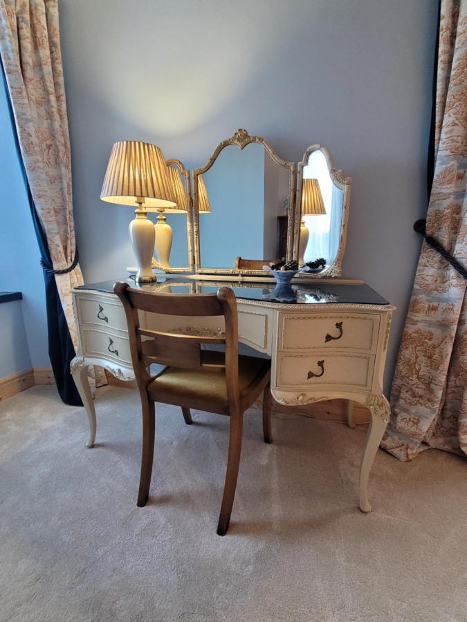 Farmhouse B&B Family Stay Or Romantic Break, On Our Smallholding Close To Narberth Eksteriør bilde