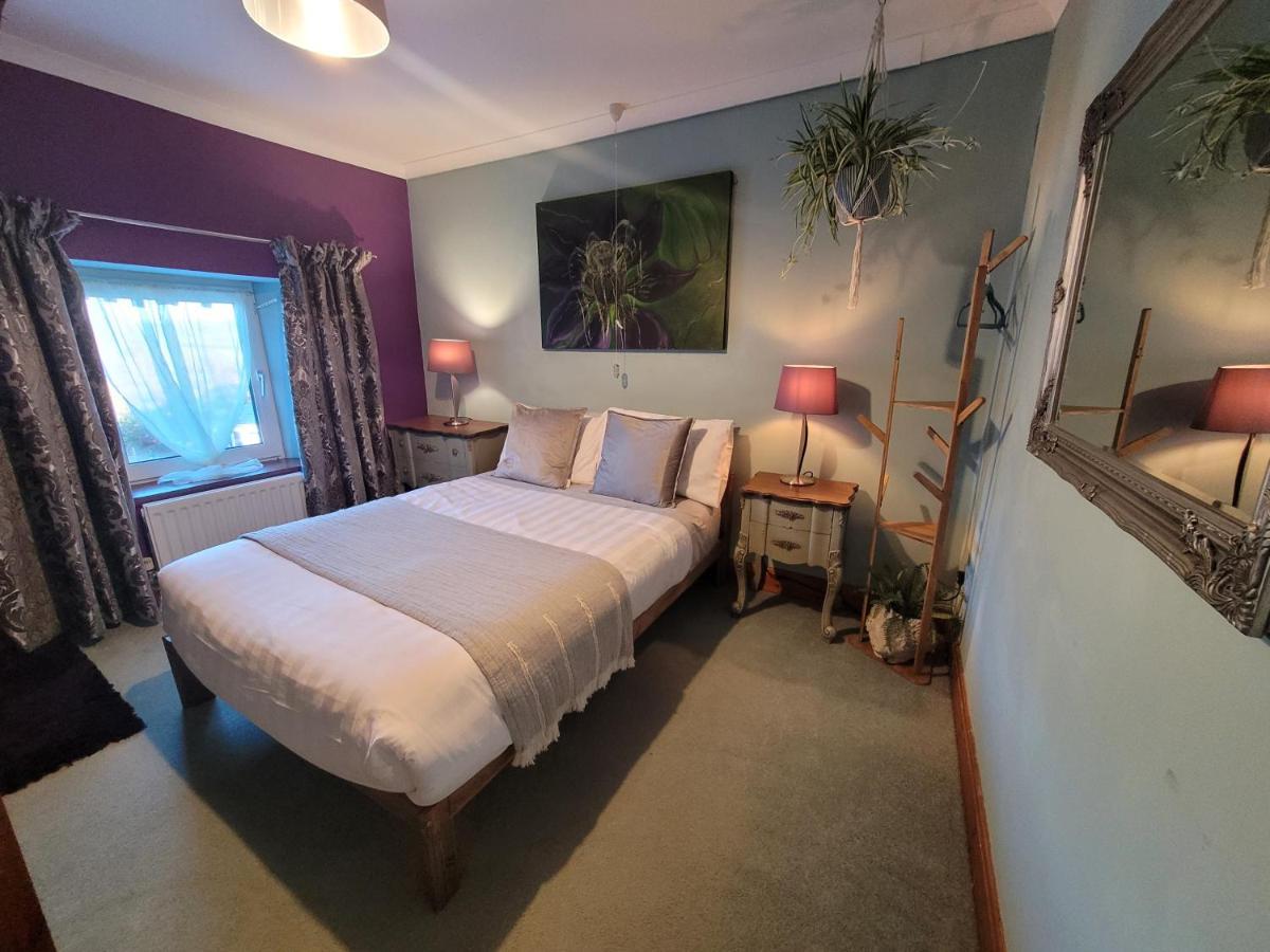 Farmhouse B&B Family Stay Or Romantic Break, On Our Smallholding Close To Narberth Eksteriør bilde